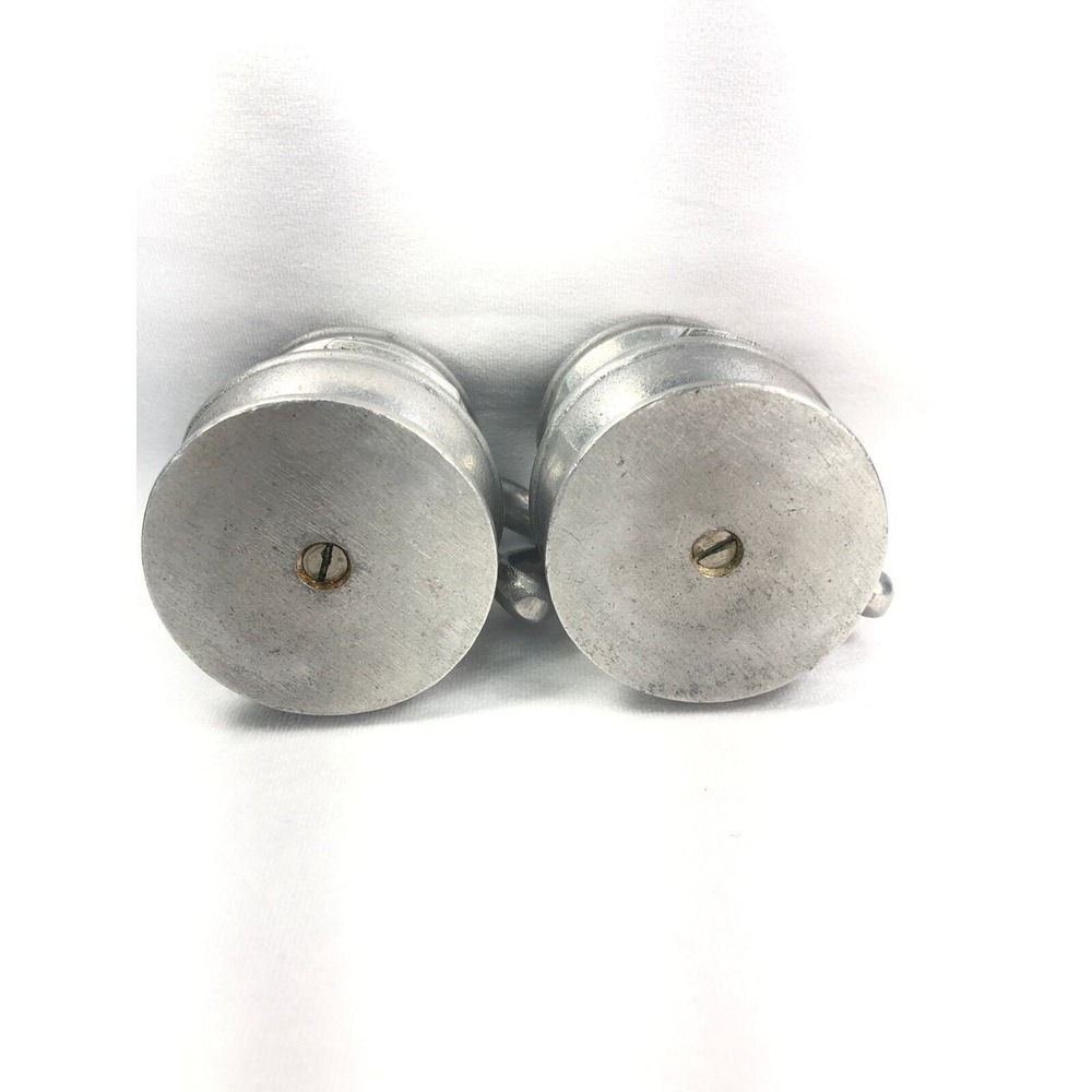 Wilton Armetale RWP Pewter‎ Salt & Pepper Shakers Plough Tavern Pattern Vintage - Picture 16 of 16